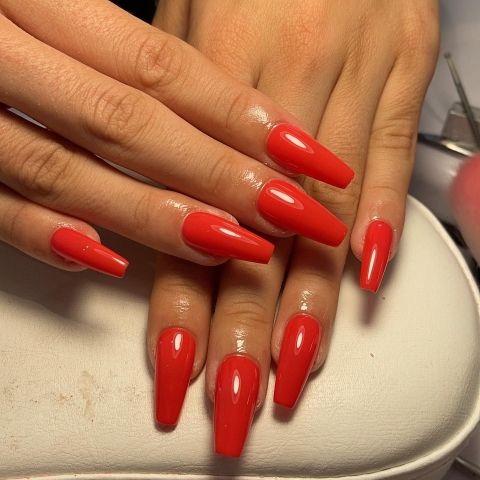 ongle en gel rouge