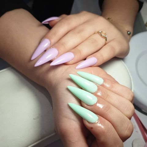 ongles en gel colorés